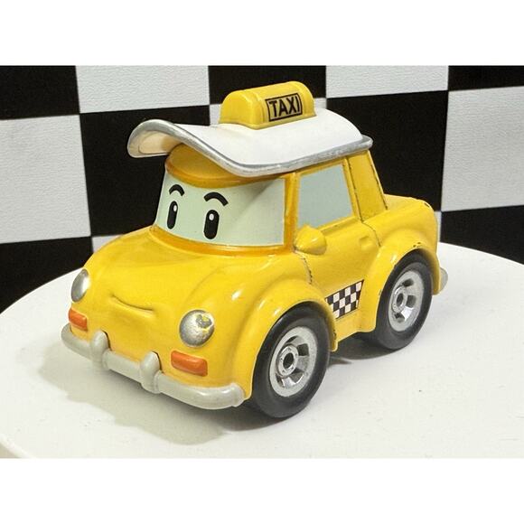 Robocar Poli Transforming Police Car, Taxi & Cleany Broomstown Diecast Cars Lot - Picture 4 of 8